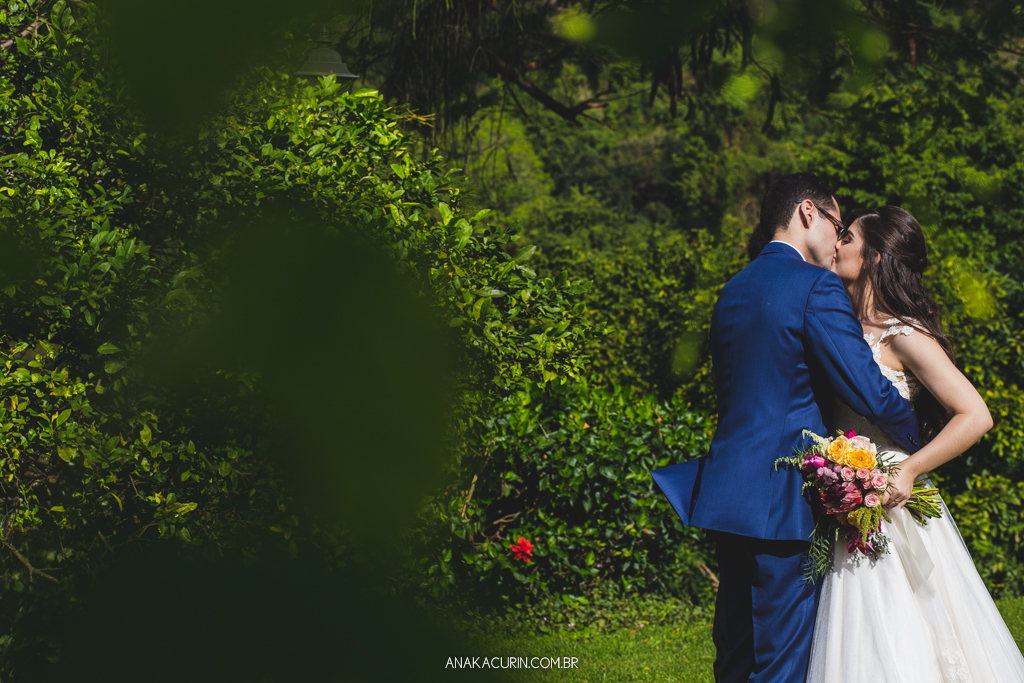 Retratos de casamento de Larissa e Daniel no Solar Real em Santa Teresa