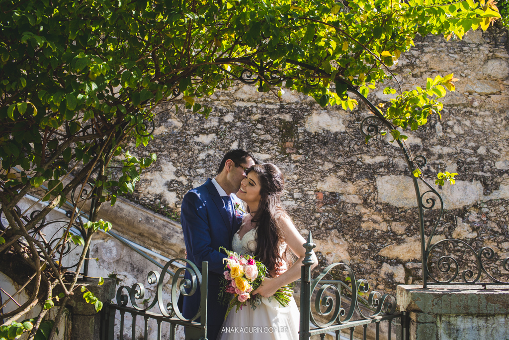 Retratos de casamento de Larissa e Daniel no Solar Real em Santa Teresa