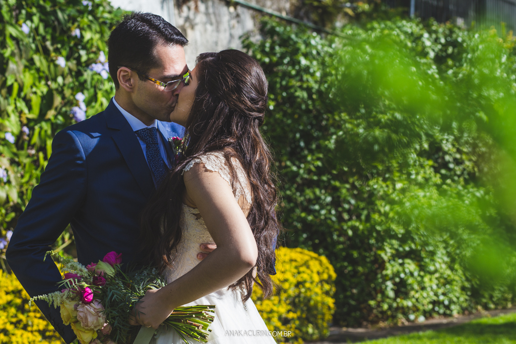 Retratos de casamento de Larissa e Daniel no Solar Real em Santa Teresa