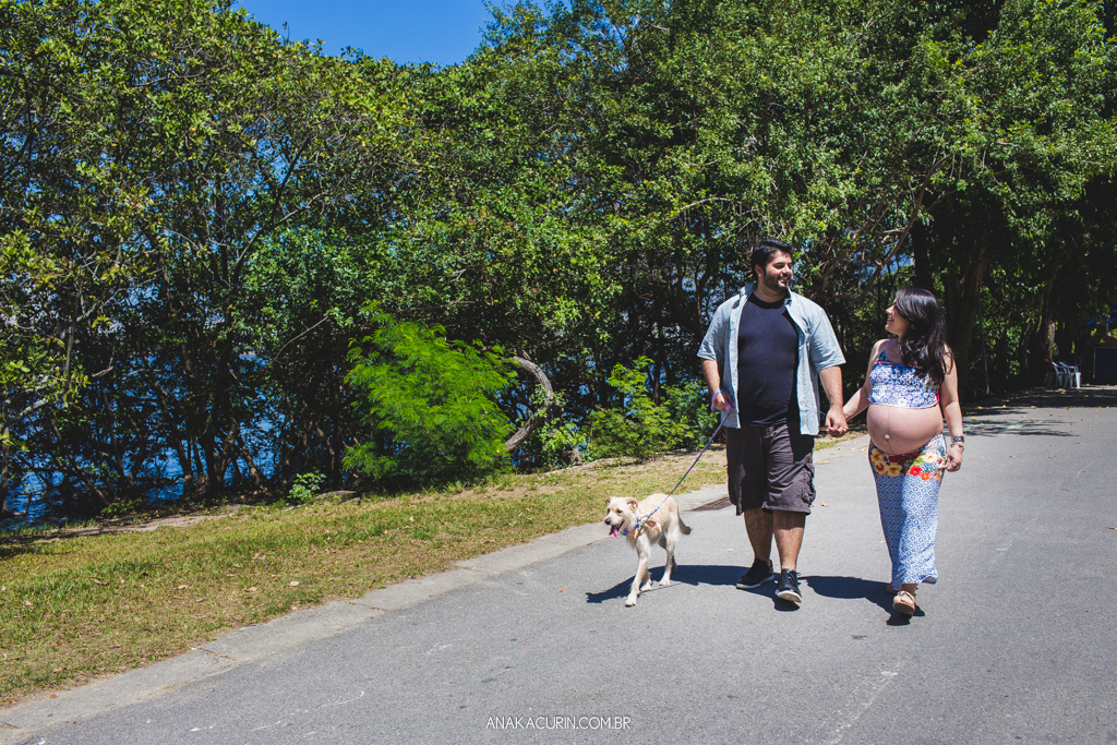 Ensaio gestante Flávia e Fábio na Lagoa Rodrigo de Freitas com Simba cachorro