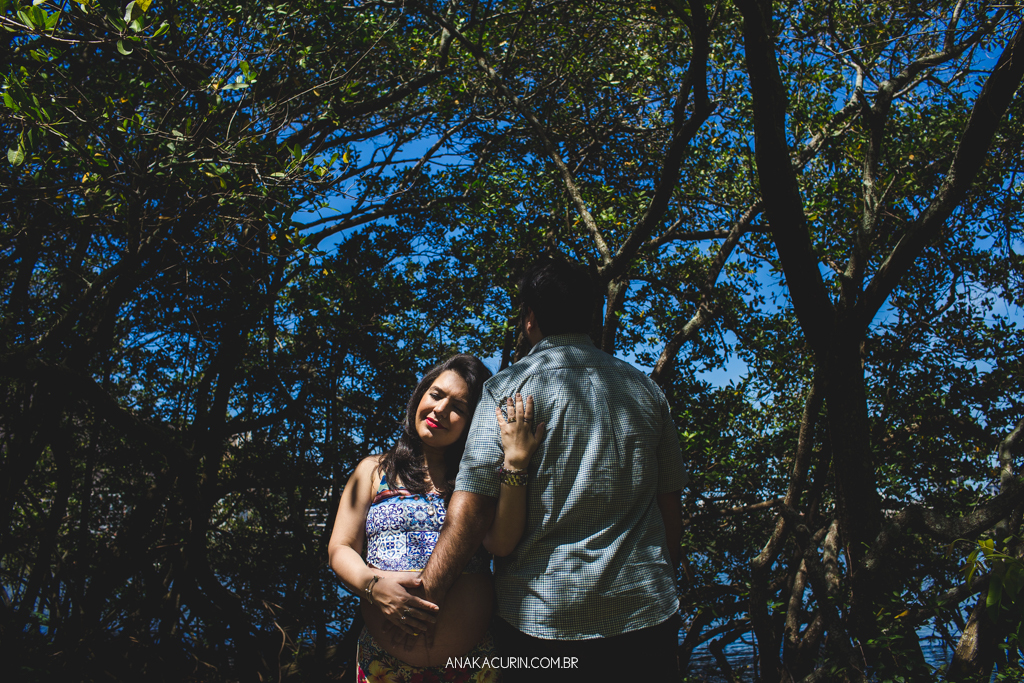 Ensaio gestante Flávia e Fábio na Lagoa Rodrigo de Freitas com Simba cachorro