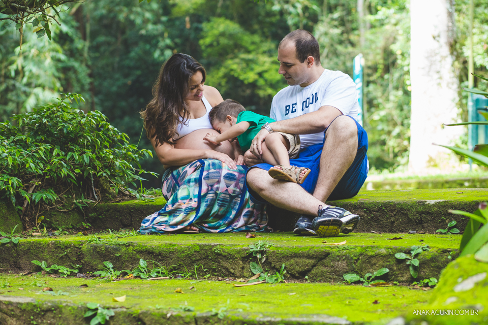 ensaio, gestante, gestação, book, grávida, família, floresta da tijuca, ensaio externo, ensaio fotográfico, musgo, escada