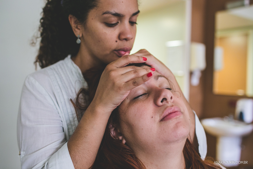 Parto natural hospitalar de Zion, filhos de Eduardo e Márcia Fernandes, fotografado por Ana Kacurin no Rio de Janeiro