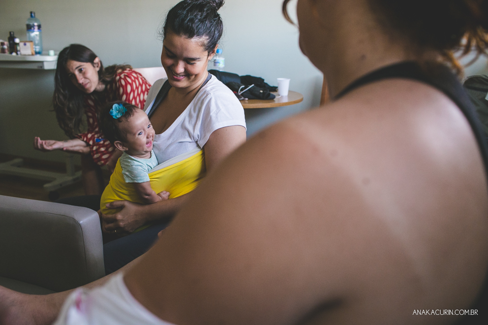 Parto natural hospitalar de Zion, filhos de Eduardo e Márcia Fernandes, fotografado por Ana Kacurin no Rio de Janeiro