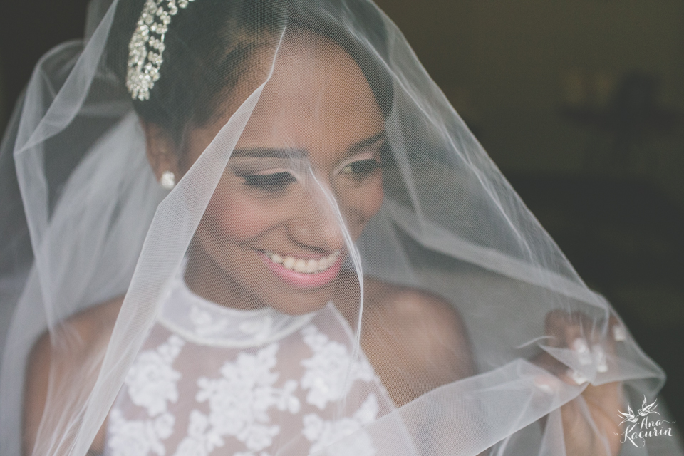 wedding, casamento, casório, fotografia de casamento, rio de janeiro, rj, bosque da fazenda, aline angel, bem assessorados, casal, noivos, making of, véu