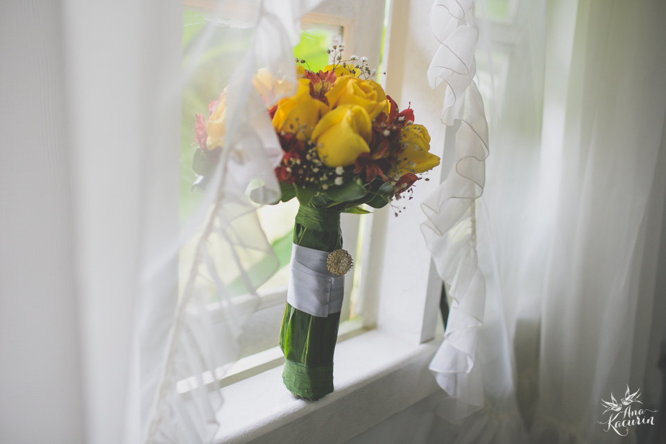 wedding, casamento, casório, fotografia de casamento, rio de janeiro, rj, bosque da fazenda, aline angel, bem assessorados, casal, noivos, making of, bouquet, buquê