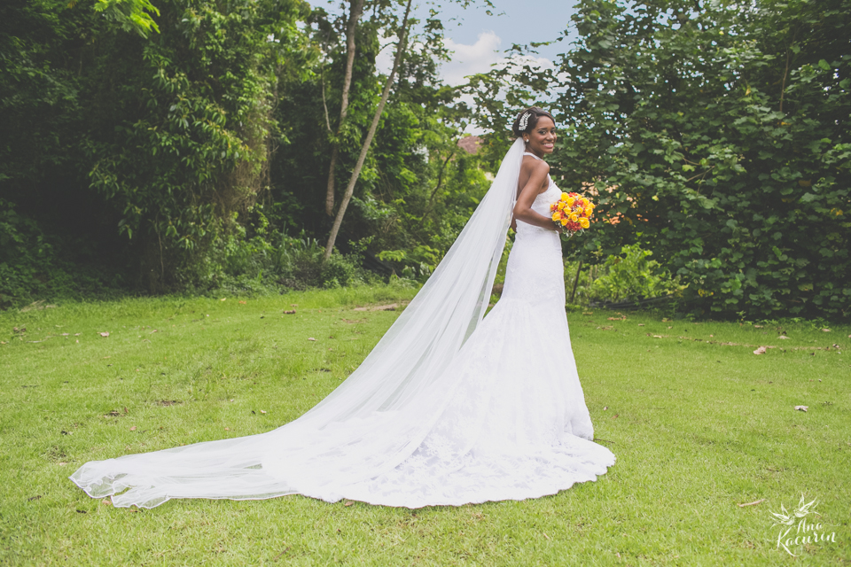 wedding, casamento, casório, fotografia de casamento, rio de janeiro, rj, bosque da fazenda, aline angel, bem assessorados, casal, noivos, making of, vestido, véu