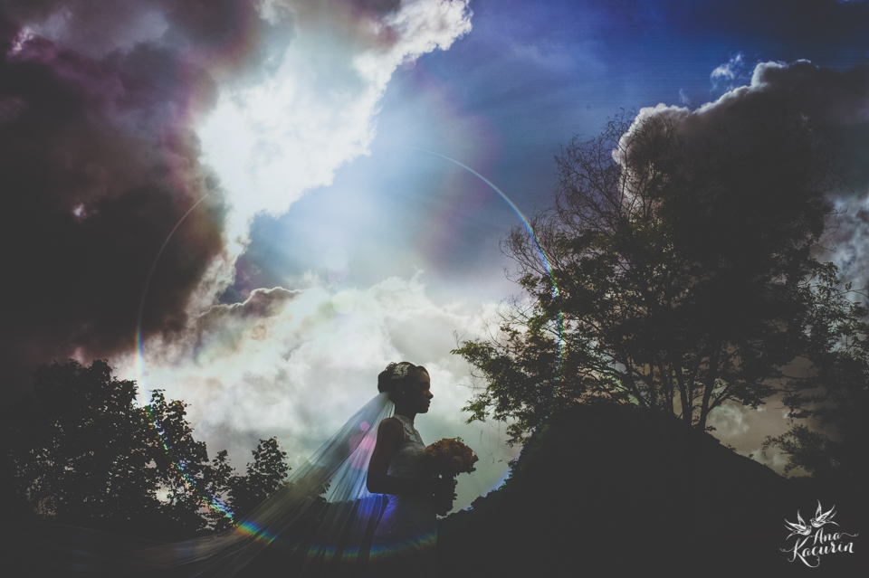 wedding, casamento, casório, fotografia de casamento, rio de janeiro, rj, bosque da fazenda, aline angel, bem assessorados, casal, noivos, making of, céu, véu, noiva, silhoueta