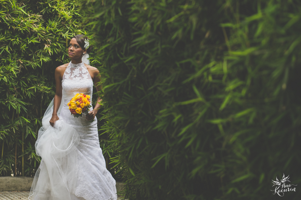 wedding, casamento, casório, fotografia de casamento, rio de janeiro, rj, bosque da fazenda, aline angel, bem assessorados, casal, noivos, making of, vestido, véu, bouquet, buquê