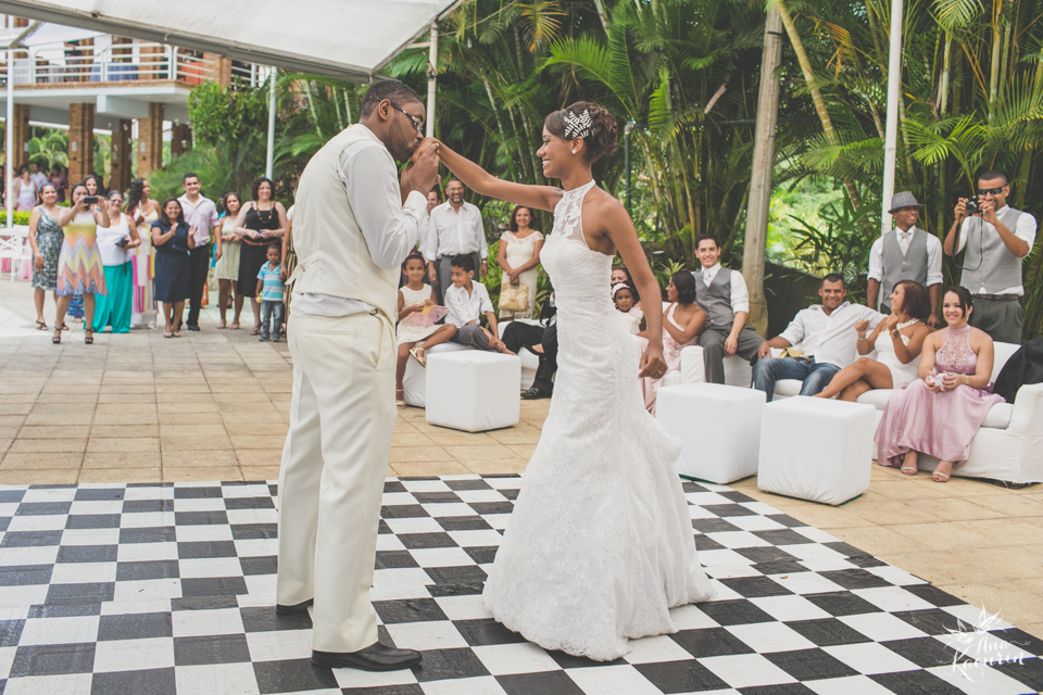 wedding, casamento, casório, fotografia de casamento, rio de janeiro, rj, bosque da fazenda, aline angel, bem assessorados, casal, noivos, recepção, festa, dança