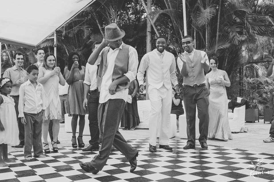 wedding, casamento, casório, fotografia de casamento, rio de janeiro, rj, bosque da fazenda, aline angel, bem assessorados, casal, noivos, recepção, festa, michael jackson