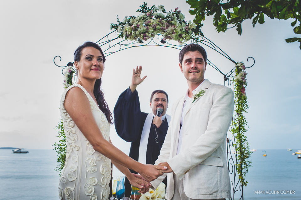 casamento, wedding, casório, casando, casar, yucas, buzios, rj, brazil, fotografia, fotografia de casamento, ana kacurin, praia, casamento na praia, bem assessorados, kim derick filmes, captain's buffet, rik carvalho, casamento de dia, casamento ao ar liv