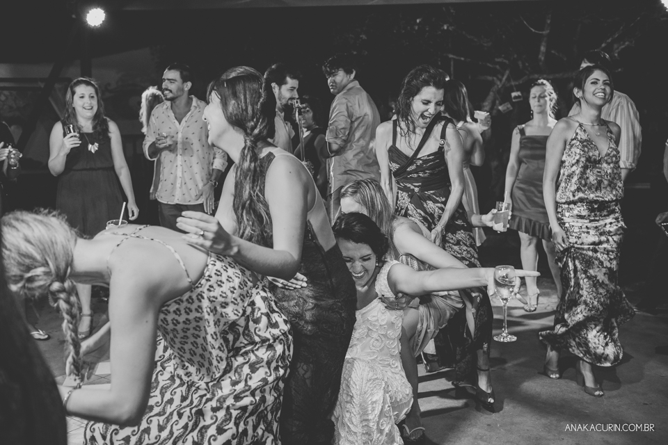 casamento, wedding, casório, casando, casar, yucas, buzios, rj, brazil, fotografia, fotografia de casamento, ana kacurin, praia, casamento na praia, bem assessorados, kim derick filmes, captain's buffet, rik carvalho, casamento de dia, casamento ao ar liv