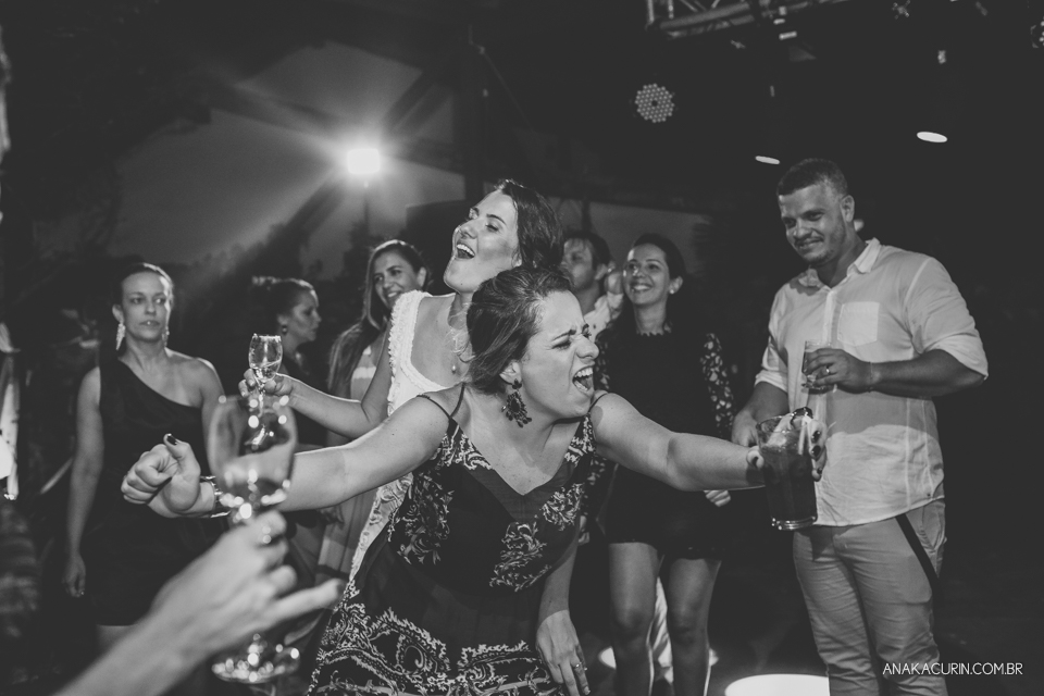 casamento, wedding, casório, casando, casar, yucas, buzios, rj, brazil, fotografia, fotografia de casamento, ana kacurin, praia, casamento na praia, bem assessorados, kim derick filmes, captain's buffet, rik carvalho, casamento de dia, casamento ao ar liv