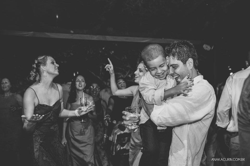 casamento, wedding, casório, casando, casar, yucas, buzios, rj, brazil, fotografia, fotografia de casamento, ana kacurin, praia, casamento na praia, bem assessorados, kim derick filmes, captain's buffet, rik carvalho, casamento de dia, casamento ao ar liv