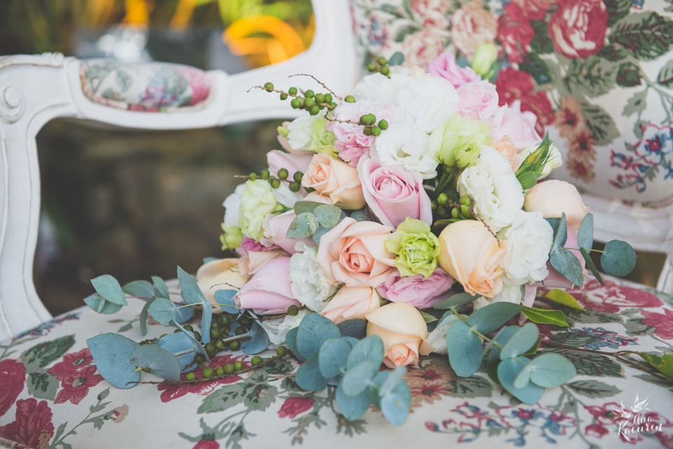 casamento, wedding, casório, casar rj, noivas rj, noiva, noivo, praia, casamento na praia, beach, beach wedding, destination wedding, Yanne, Erik, Cabo Frio, Praia das Dunas, Buzios, Kim Derick Filmes, Ana Kacurin, bouquet, buquê, bride bouquet, wedding b