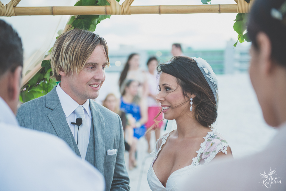 casamento, wedding, casório, casar rj, noivas rj, noiva, noivo, praia, casamento na praia, beach, beach wedding, destination wedding, Yanne, Erik, Cabo Frio, Praia das Dunas, Buzios, Kim Derick Filmes, Ana Kacurin, cerimônia, ceremony, cerimônia na praia,