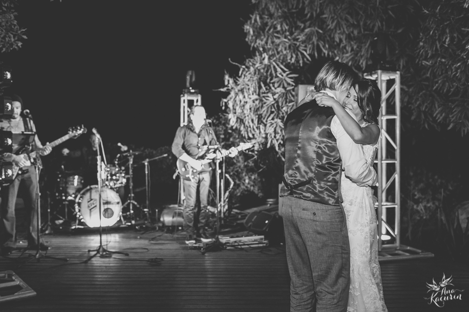 casamento, wedding, casório, casar rj, noivas rj, noiva, noivo, praia, casamento na praia, beach, beach wedding, destination wedding, Yanne, Erik, Cabo Frio, Praia das Dunas, Buzios, Kim Derick Filmes, Ana Kacurin, decor, luzes decorativas, vagalumes e pi