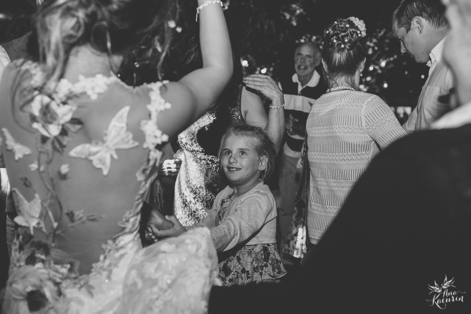 casamento, wedding, casório, casar rj, noivas rj, noiva, noivo, praia, casamento na praia, beach, beach wedding, destination wedding, Yanne, Erik, Cabo Frio, Praia das Dunas, Buzios, Kim Derick Filmes, Ana Kacurin, decor, luzes decorativas, vagalumes e pi