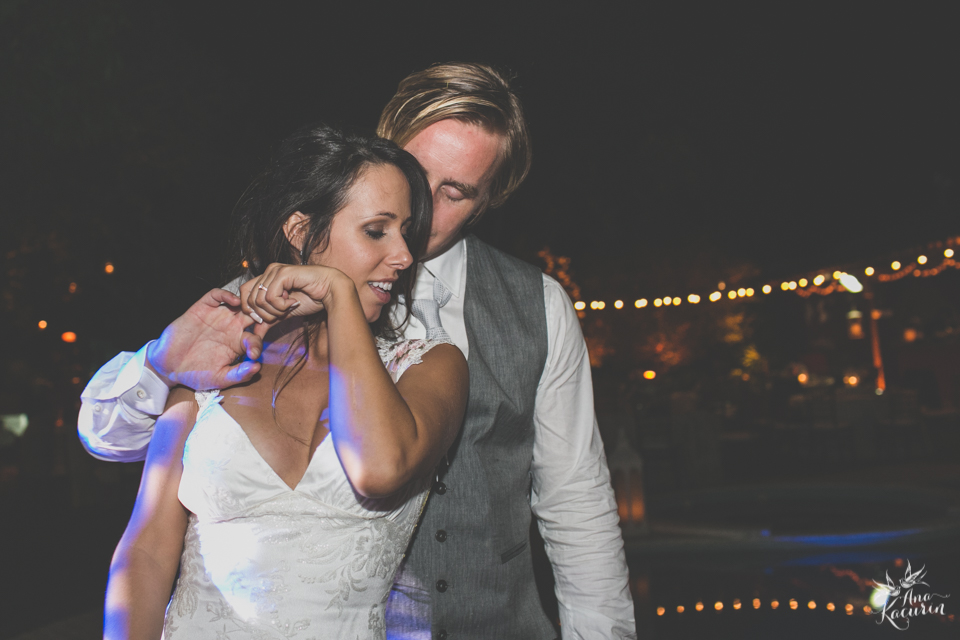 casamento, wedding, casório, casar rj, noivas rj, noiva, noivo, praia, casamento na praia, beach, beach wedding, destination wedding, Yanne, Erik, Cabo Frio, Praia das Dunas, Buzios, Kim Derick Filmes, Ana Kacurin, decor, luzes decorativas, vagalumes e pi