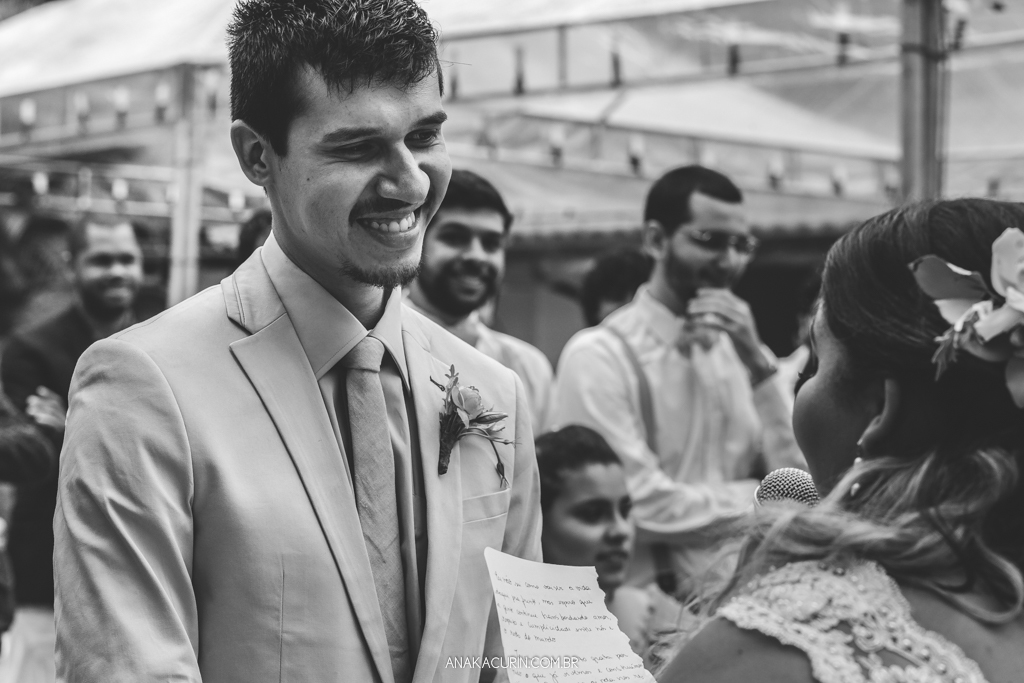 Emociante troca de votos no casamento da blogueira Mariana Rodrigues e Diego Neves