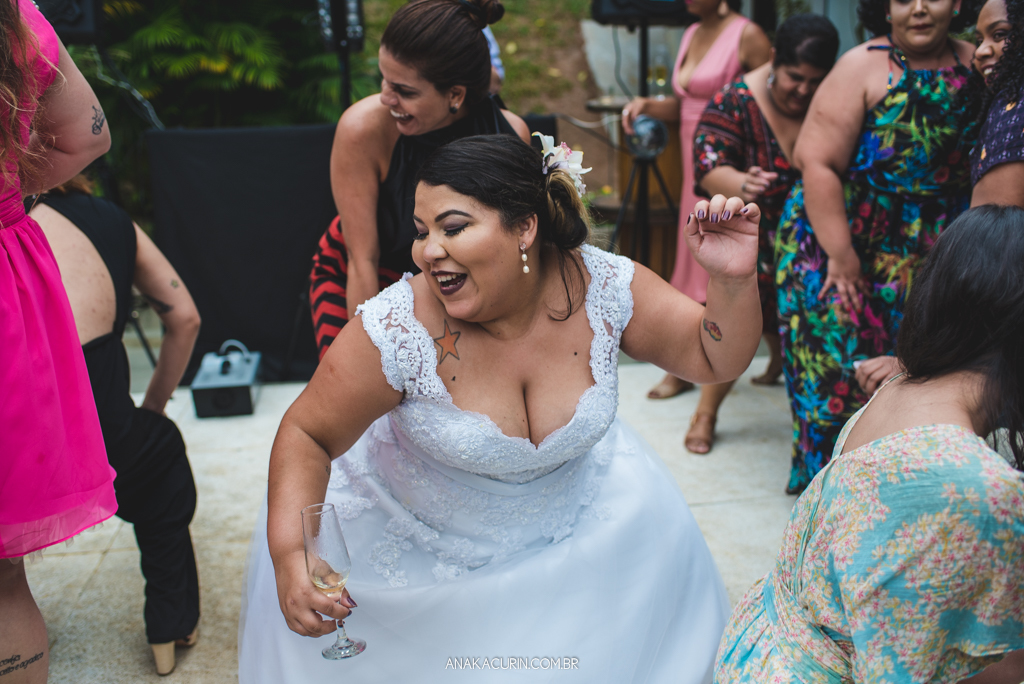 Festa  bombante do casamento da blogueira Mariana Rodrigues do blog sobre gordofobia Aquela Mari e Diego Neves