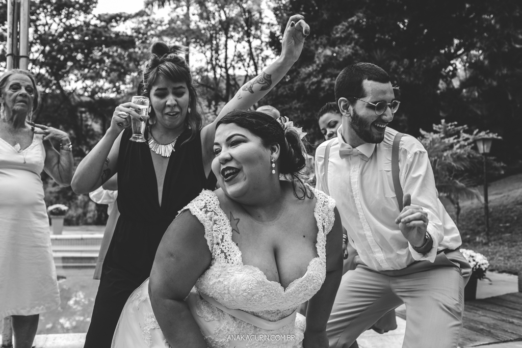 Festa  bombante do casamento da blogueira Mariana Rodrigues do blog sobre gordofobia Aquela Mari e Diego Neves