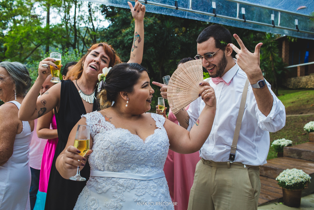 Festa  bombante do casamento da blogueira Mariana Rodrigues do blog sobre gordofobia Aquela Mari e Diego Neves