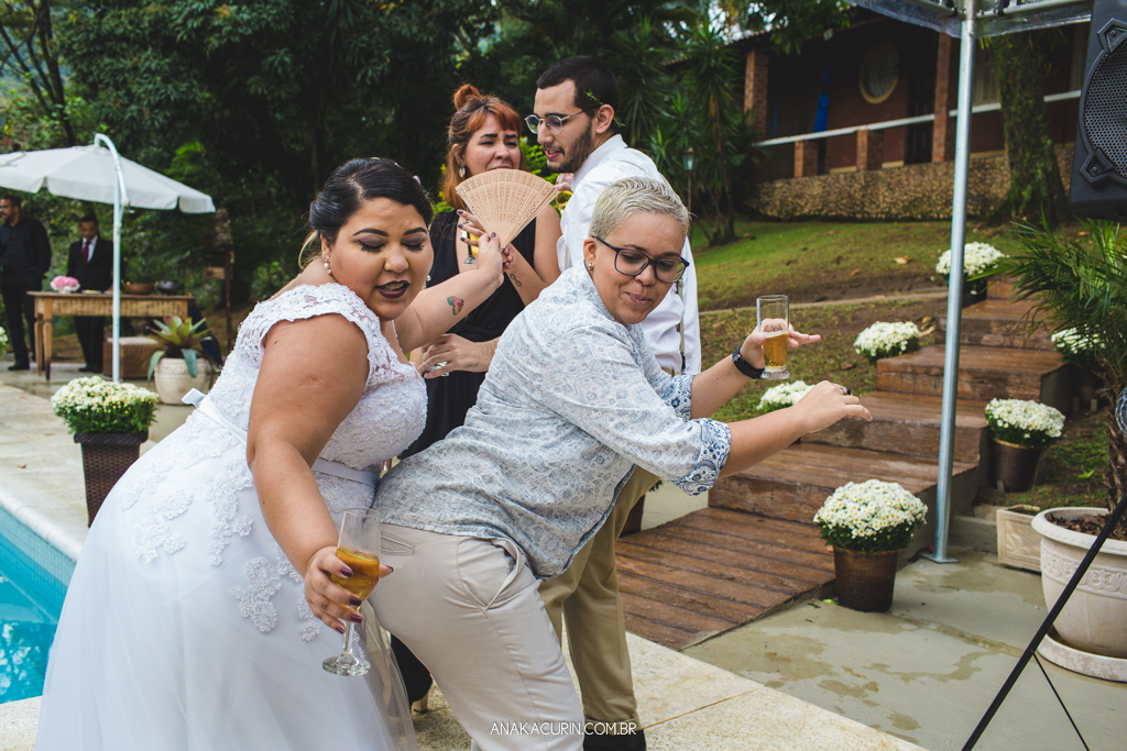 Festa  bombante do casamento da blogueira Mariana Rodrigues do blog sobre gordofobia Aquela Mari e Diego Neves