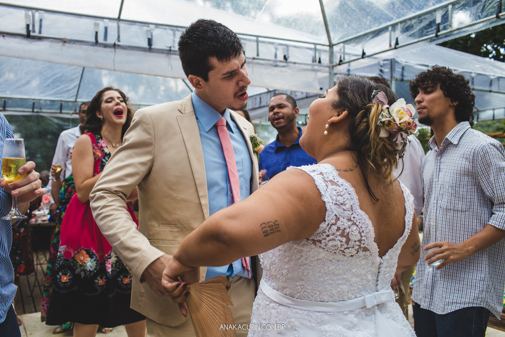 Festa  bombante do casamento da blogueira Mariana Rodrigues do blog sobre gordofobia Aquela Mari e Diego Neves