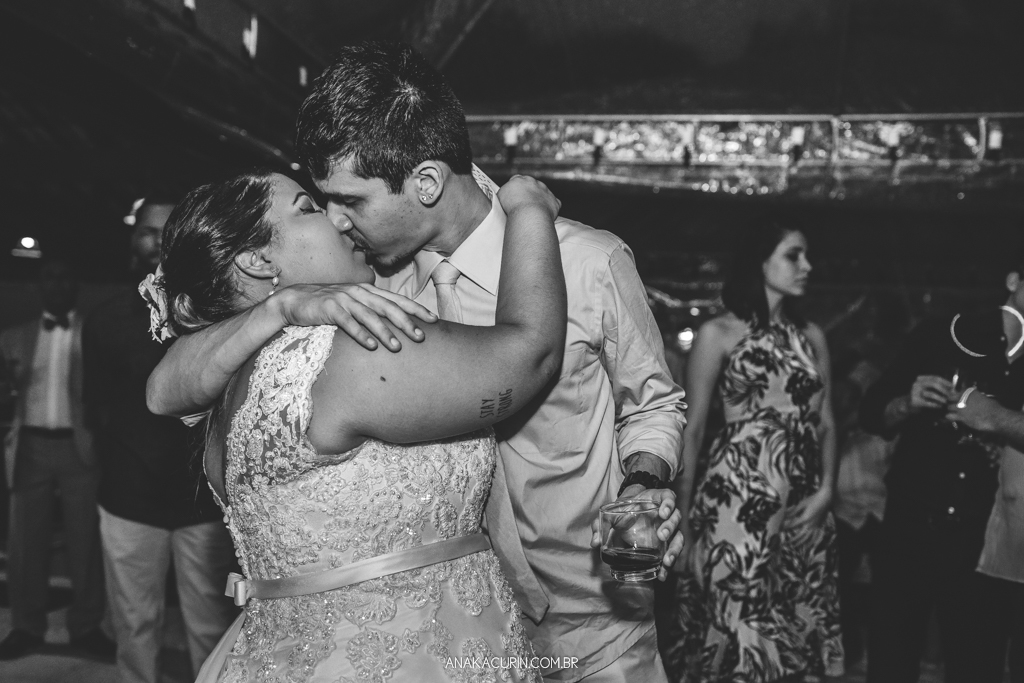 Festa  bombante do casamento da blogueira Mariana Rodrigues do blog sobre gordofobia Aquela Mari e Diego Neves