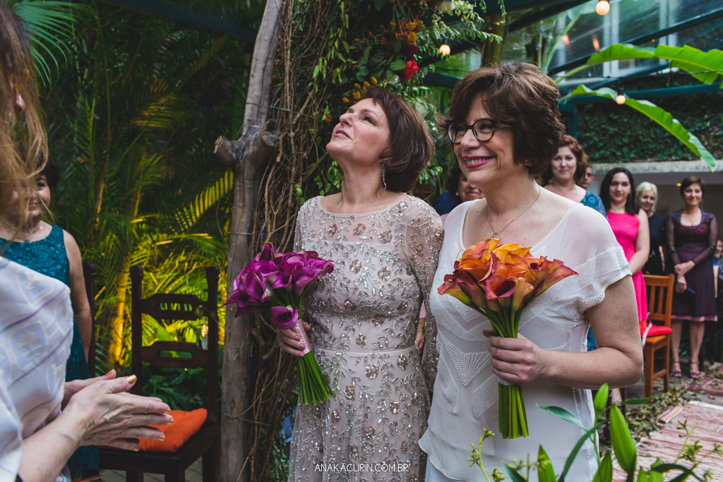 Casamento diurno Judaico homoafetivo de Bia e Léa no Horto, Rio de Janeiro, RJ.
