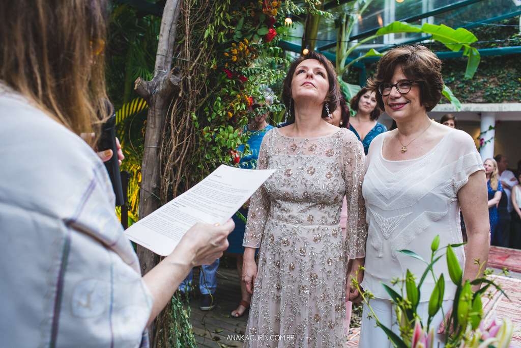 Casamento diurno Judaico homoafetivo de Bia e Léa no Horto, Rio de Janeiro, RJ.