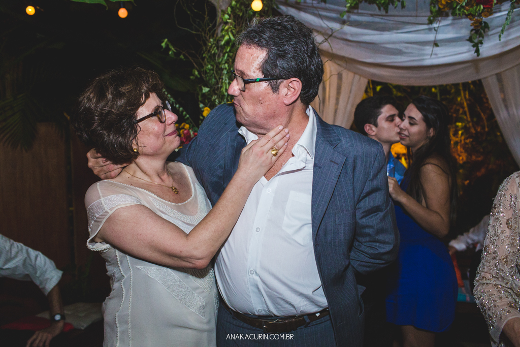 Casamento diurno Judaico homoafetivo de Bia e Léa no Horto, Rio de Janeiro, RJ.