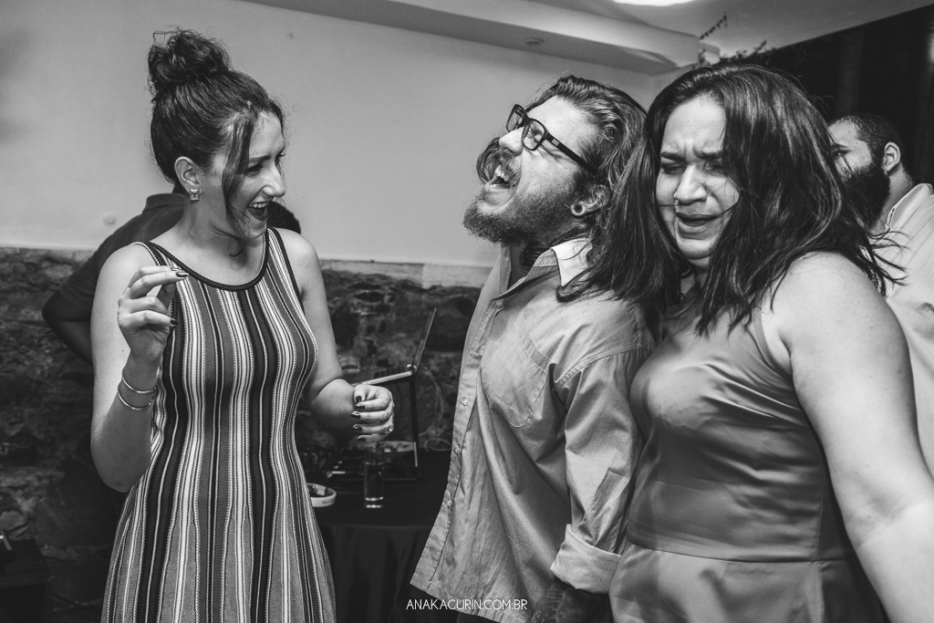 Casamento diurno Judaico homoafetivo de Bia e Léa no Horto, Rio de Janeiro, RJ.