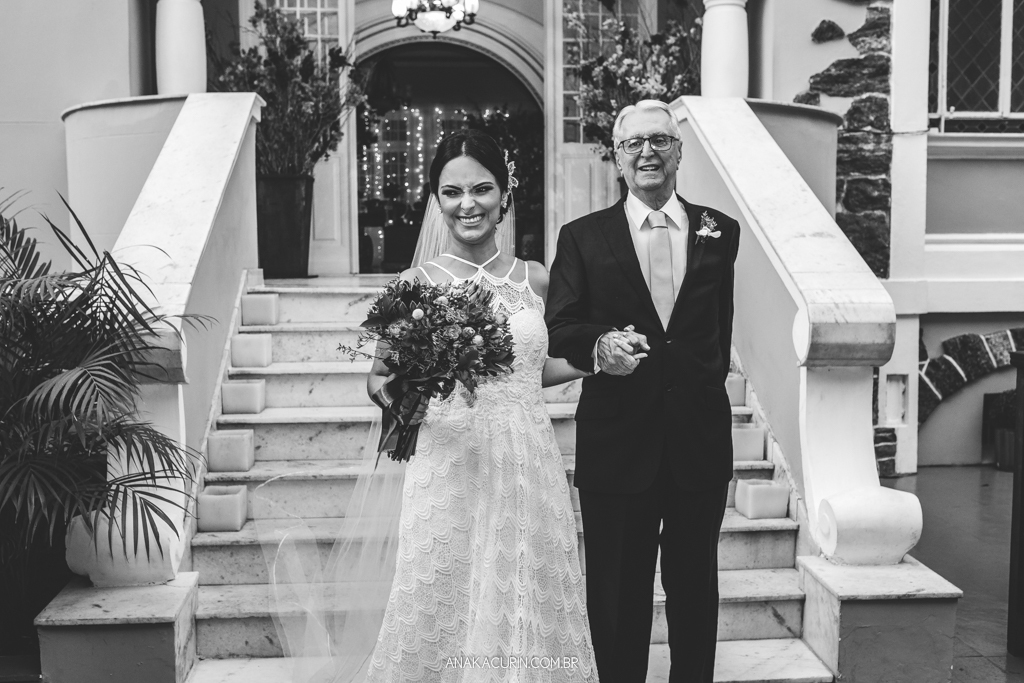 Casamento da Manu e do Bruno no Espaço 1 no Alto da Boavista no Rio de Janeiro, fotografado por Ana Kacurin
