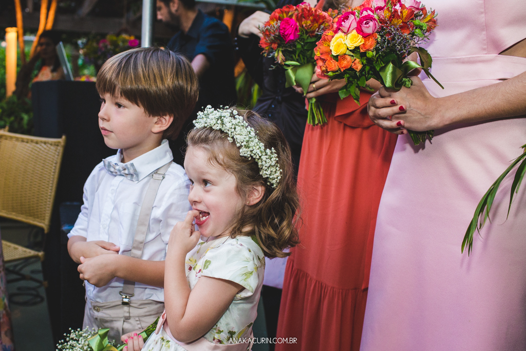 Casamento da Manu e do Bruno no Espaço 1 no Alto da Boavista no Rio de Janeiro, fotografado por Ana Kacurin