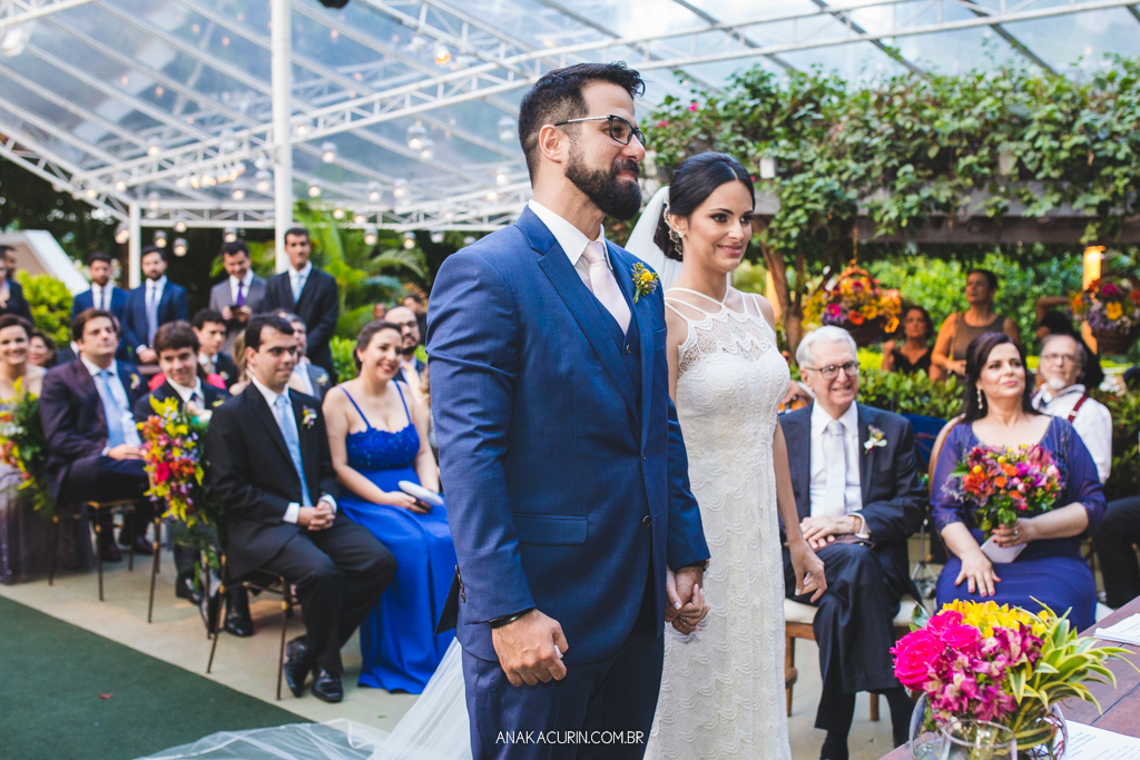 Casamento da Manu e do Bruno no Espaço 1 no Alto da Boavista no Rio de Janeiro, fotografado por Ana Kacurin