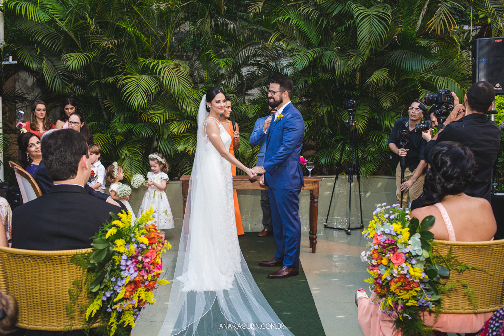 Casamento da Manu e do Bruno no Espaço 1 no Alto da Boavista no Rio de Janeiro, fotografado por Ana Kacurin
