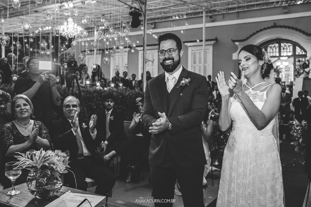 Casamento da Manu e do Bruno no Espaço 1 no Alto da Boavista no Rio de Janeiro, fotografado por Ana Kacurin