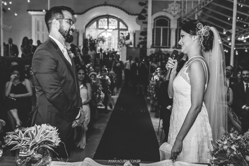 Casamento da Manu e do Bruno no Espaço 1 no Alto da Boavista no Rio de Janeiro, fotografado por Ana Kacurin