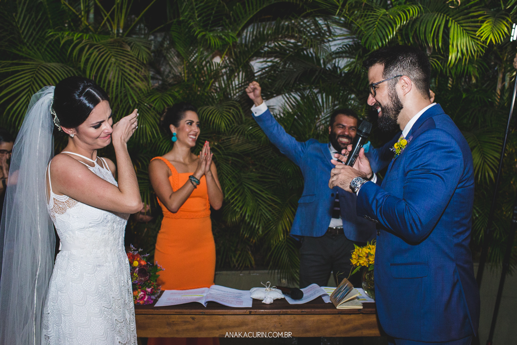 Casamento da Manu e do Bruno no Espaço 1 no Alto da Boavista no Rio de Janeiro, fotografado por Ana Kacurin