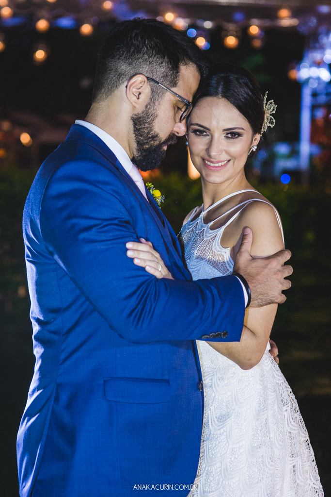 Casamento da Manu e do Bruno no Espaço 1 no Alto da Boavista no Rio de Janeiro, fotografado por Ana Kacurin
