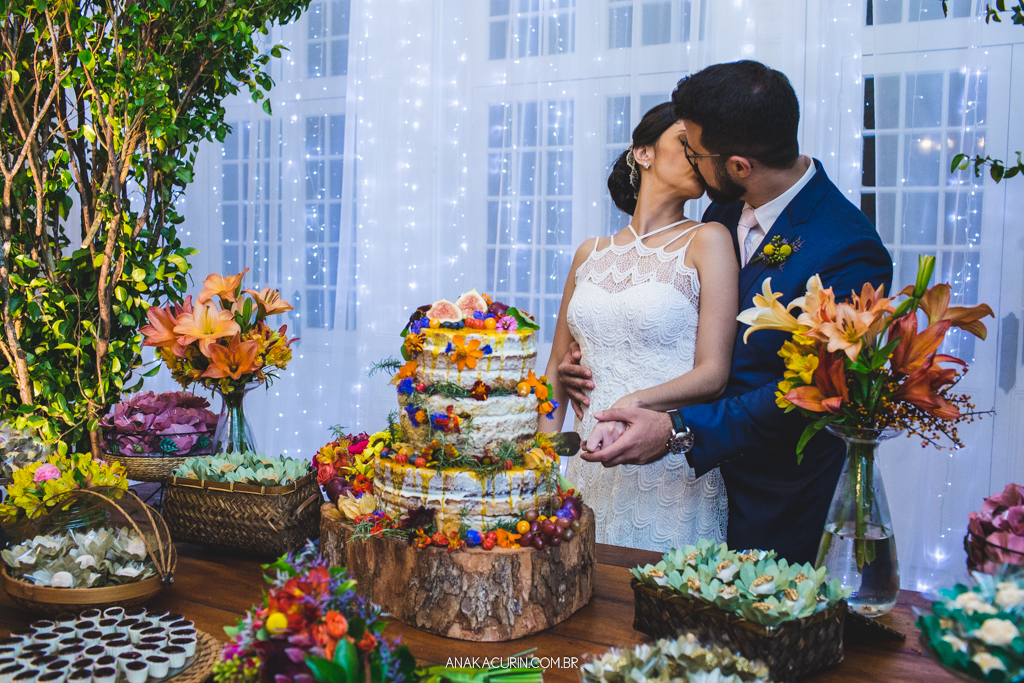 Casamento da Manu e do Bruno no Espaço 1 no Alto da Boavista no Rio de Janeiro, fotografado por Ana Kacurin