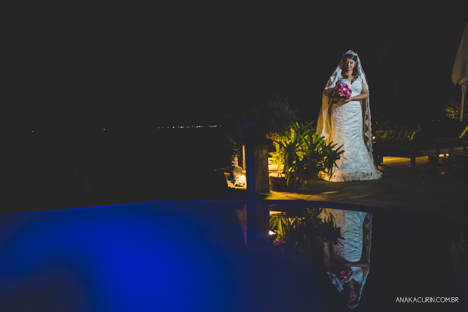 Casamento da noiva Érika e do noivo Leonardo, na Vila Militar de São Pedro da Aldeia. Fotografia por Ana Kacurin. Filmagem por Kim Derick Filmes.