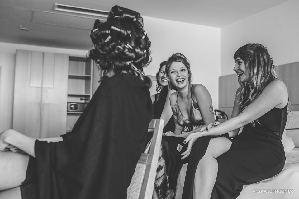 Ana Kacurin, casamento, casamento ao ar livre, casamento celta, Casamento Colorido, casamento de dia, casamento diurno, casamento wicca, casamento wiccano, casório, dark, gótico, Handfasting, Hotel Atlântico Sul, Kim Derick Filmes, Luiza e Evandro