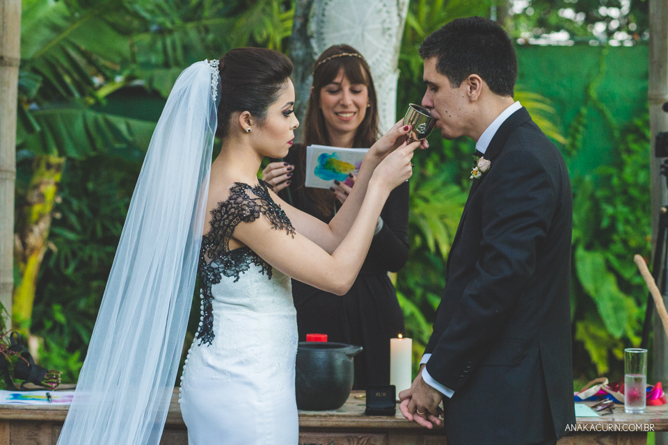 Ana Kacurin, casamento, casamento ao ar livre, casamento celta, Casamento Colorido, casamento de dia, casamento diurno, casamento wicca, casamento wiccano, casório, dark, gótico, Handfasting, Hotel Atlântico Sul, Kim Derick Filmes, Luiza e Evandro