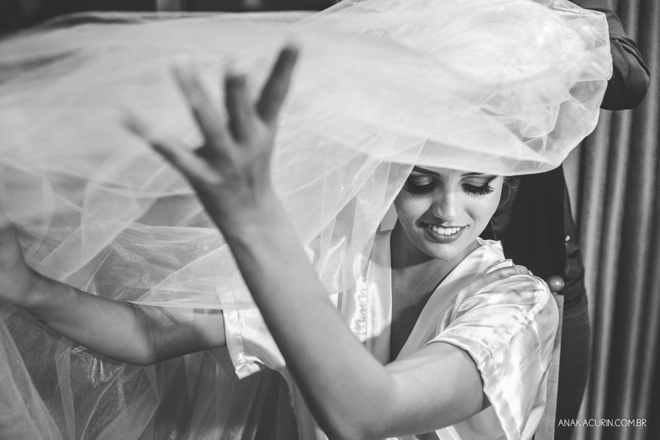 Casamento da Thamiris e do Igor, que aconteceu no Coliseum, na cidade do Rio de Janeiro, fotografado pela Ana Kacurin