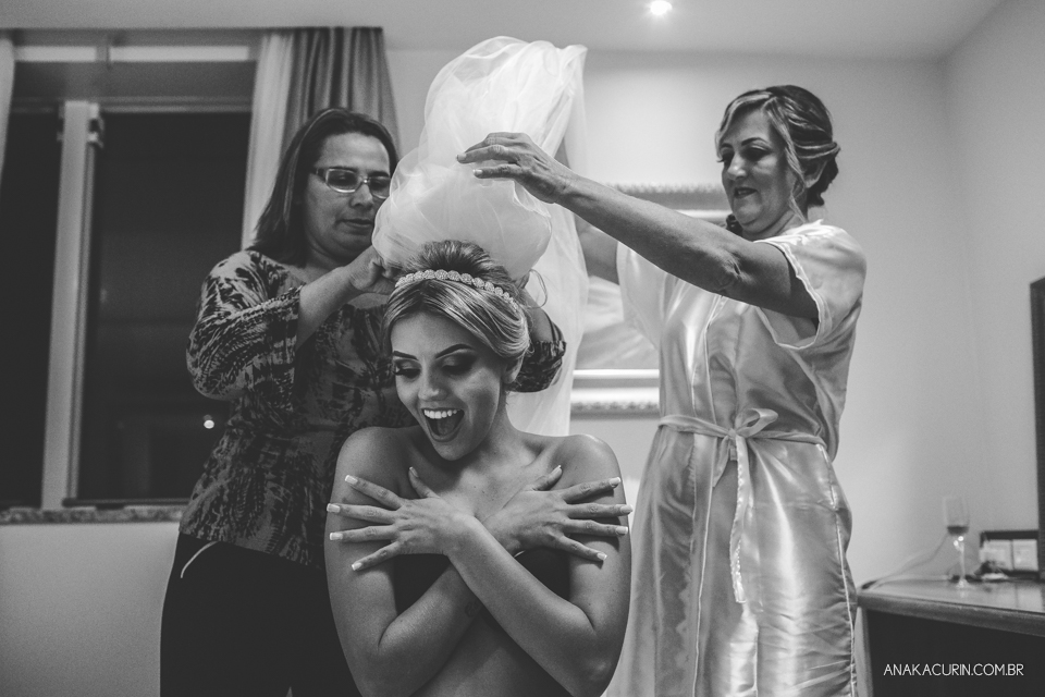 Casamento da Thamiris e do Igor, que aconteceu no Coliseum, na cidade do Rio de Janeiro, fotografado pela Ana Kacurin