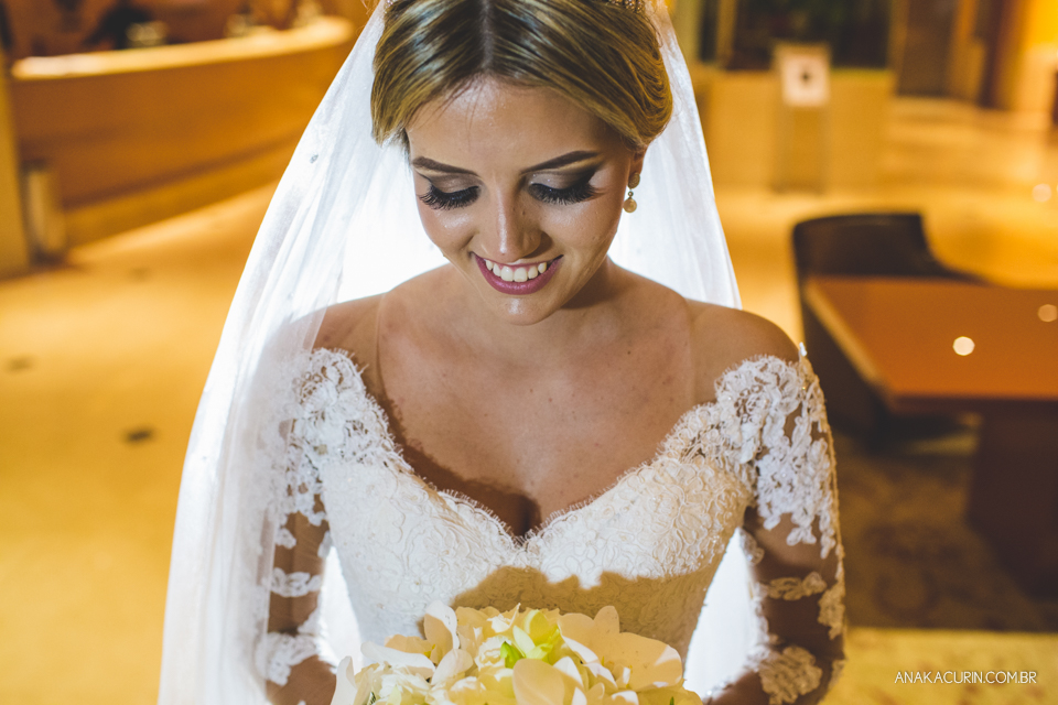 Casamento da Thamiris e do Igor, que aconteceu no Coliseum, na cidade do Rio de Janeiro, fotografado pela Ana Kacurin